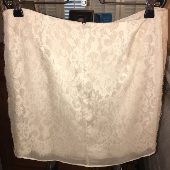 HAUTE HIPPE  SILK SKIRT - SIZE SMALL - Picture 4 of 12